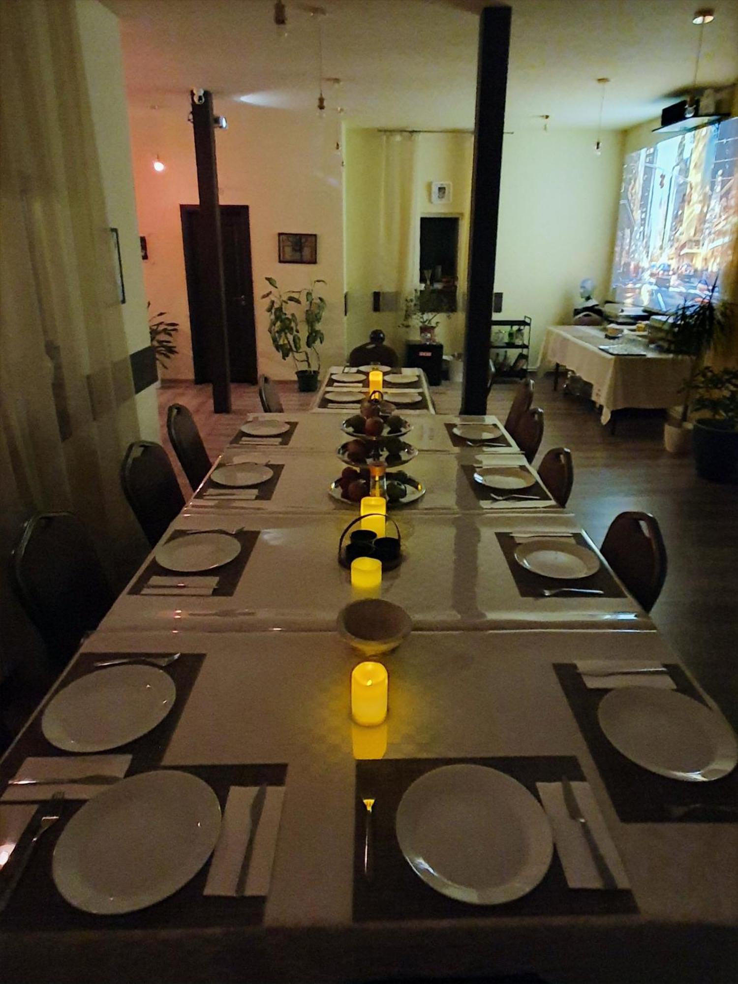 Izvorani Forest Inn מראה חיצוני תמונה
