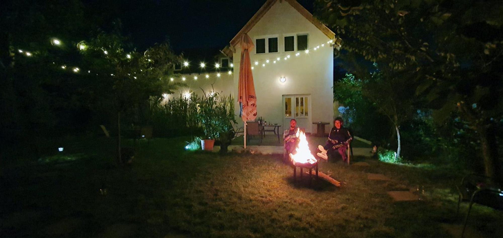 Izvorani Forest Inn מראה חיצוני תמונה